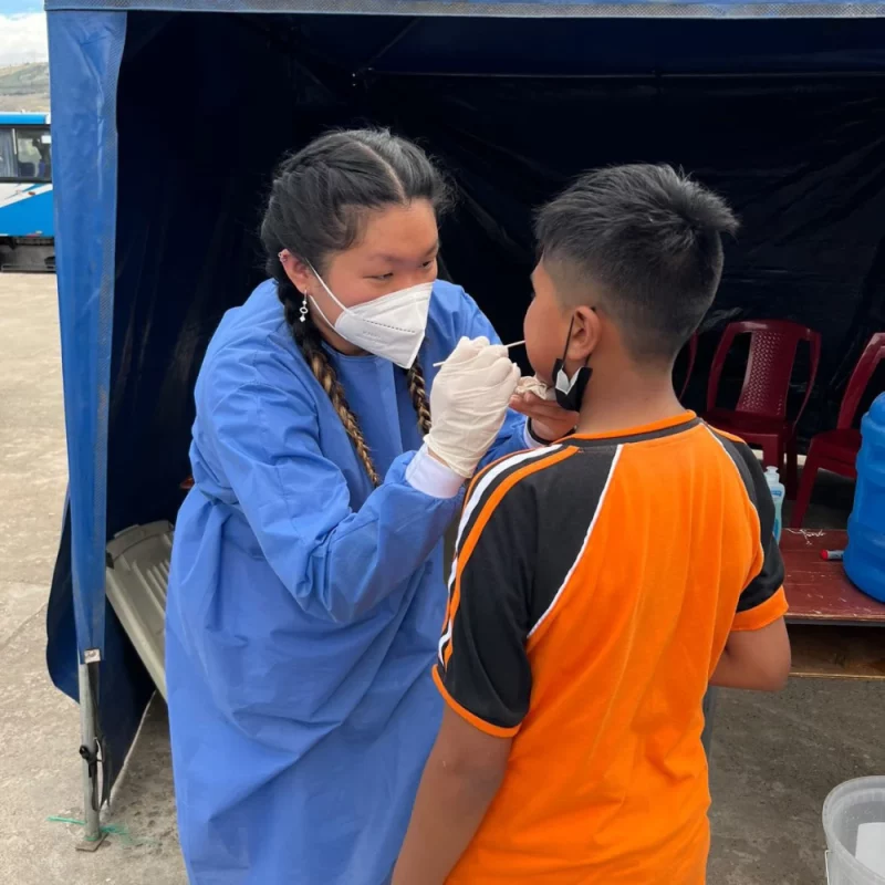 medlife-volunteer
