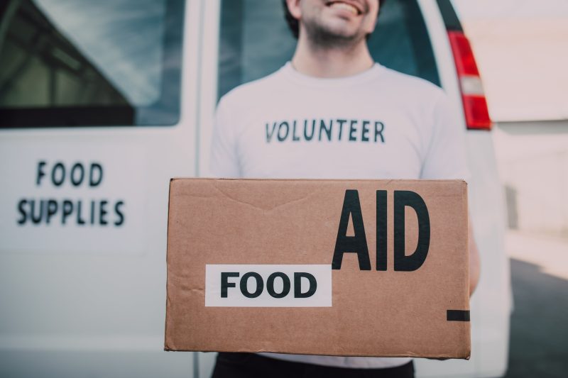 ways to give back at christmas