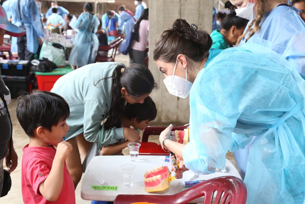 Medical Mission Trips for Nurses Practitioners (NP) and Students MEDLIFE