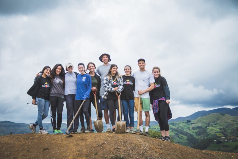 overseas volunteer programs