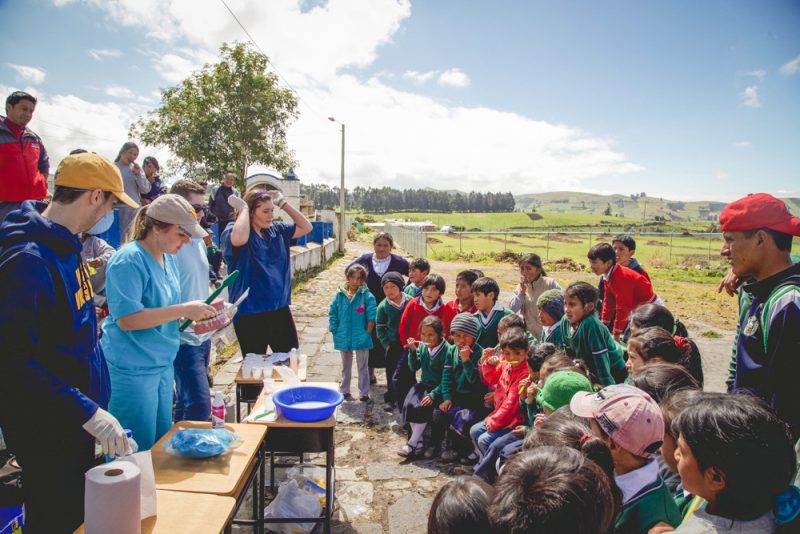 spring break volunteer opportunities