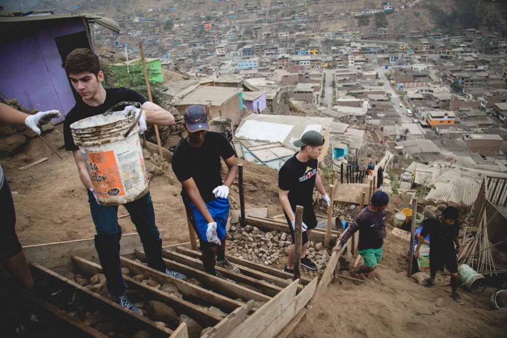 Lima Development Community Development Projects: Staircases in Lima, Peru - MEDLIFE