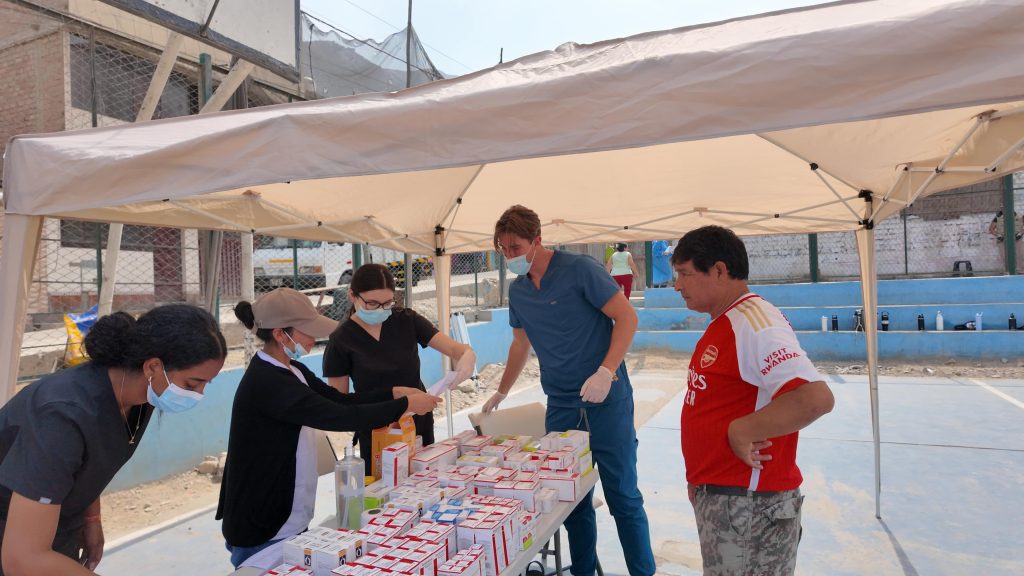 How to Vet Ethical Volunteer Abroad Programs in 2026 - MEDLIFE